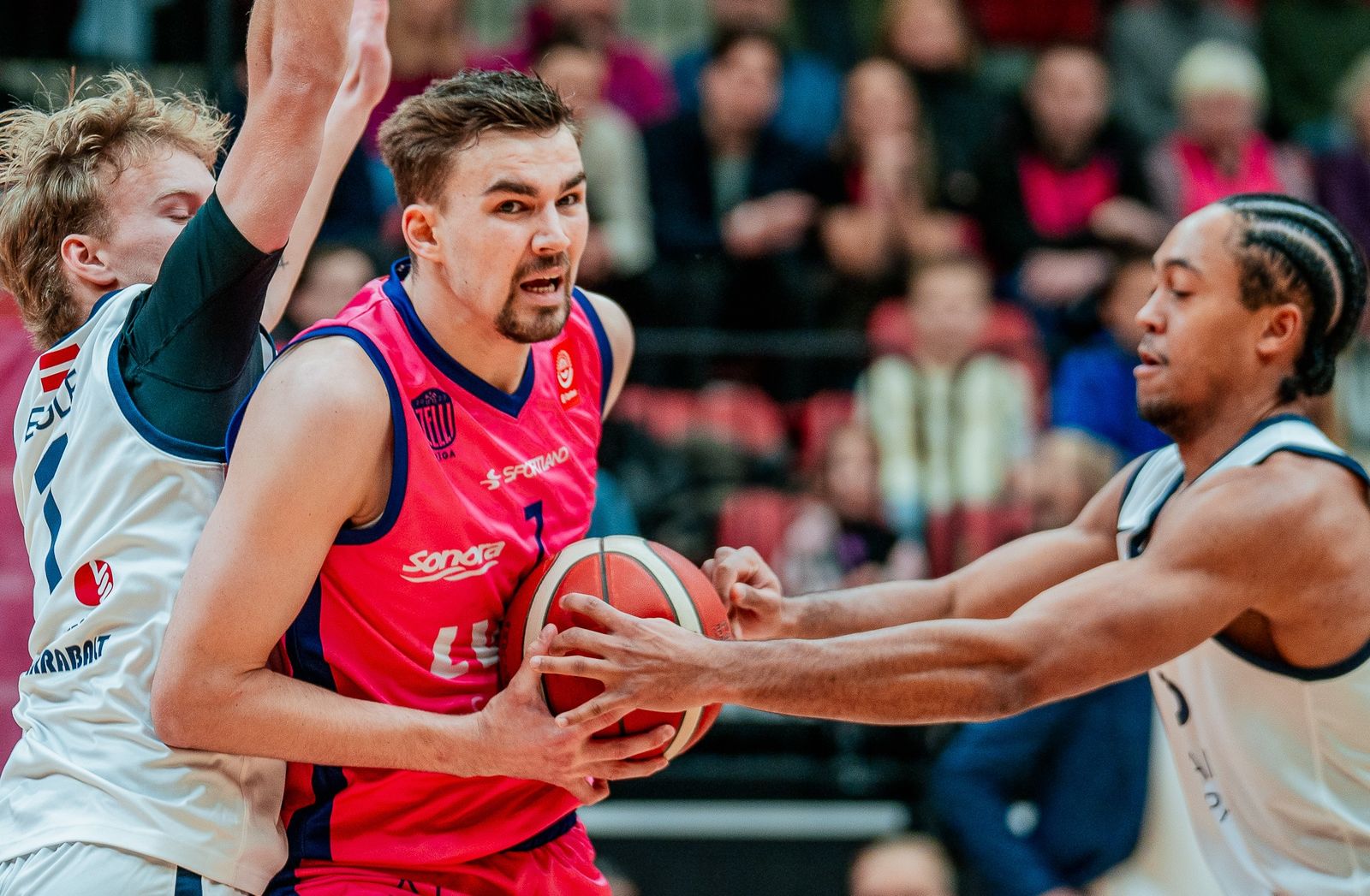 Latvijas Basketbola Užavas kauss: Liepāja, Ventspils, Valmiera un LU uzdod toni ceturtdaļfinālam