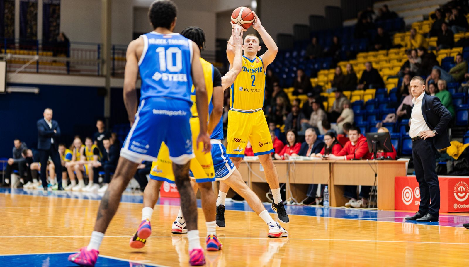 LBUK: valmierieši aptur četrkārtējos uzvarētājus, &#8220;Ventspils&#8221; izglābjas supertrillerī Ogrē